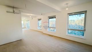 Pula, Veli Vrh – novogradnja, trisobni penthouse
