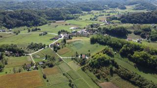 Stavbno zemljišče Velika Horvatska, Desinić, 2.407m2