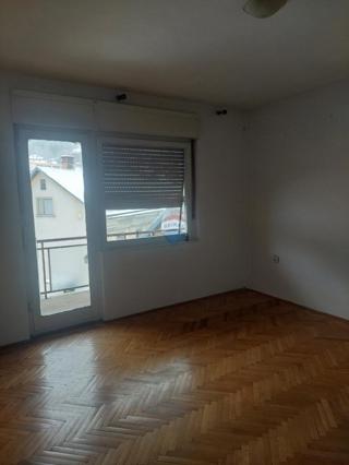 Stanovanje/Apartma Čabar, 61m2