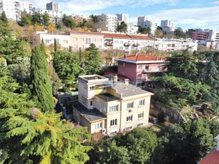 Hiša Pećine, Rijeka, 465m2