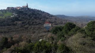 Stavbno zemljišče Buje, 5.762m2