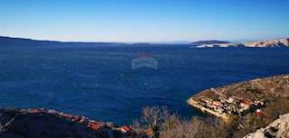 Starigrad, Senj, 810m2