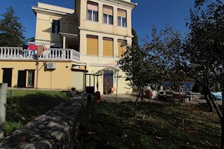 Volosko, Opatija, 102m2