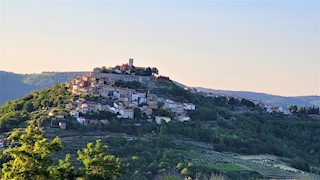 Hiša Motovun, 443m2