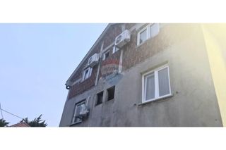 Hiša Gornji Karin, Obrovac, 122,65m2