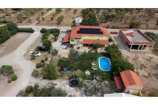 Hiša Podlug, Benkovac, 700m2