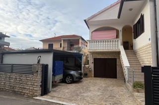 Hiša Turanj, Sveti Filip I Jakov, 211m2