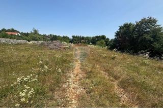 Zemljišče Vrsi, 3.773m2