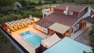 Hiša Dubrava Kod Šibenika, Šibenik - Okolica, 369,84m2