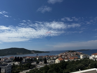 Stanovanje / Apartma Primošten, 255,85m2