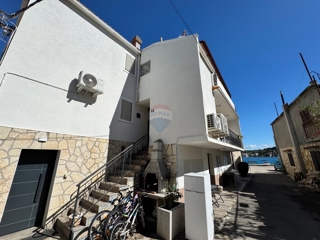 Stanovanje / Apartma Tisno, 25,18m2
