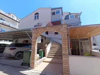 Stanovanje / Apartma Vodice, 105m2