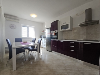 Stanovanje / Apartma Podsolarsko, Šibenik - Okolica, 83,86m2