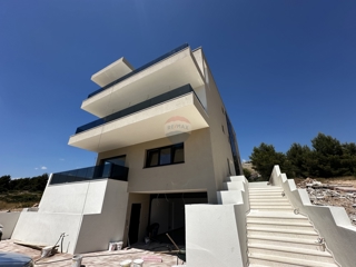 Stanovanje / Apartma Grebaštica, Šibenik - Okolica, 122,72m2