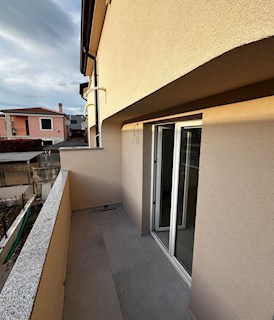 Nepremičnine Istra, prodajam stanovanje, Novigrad