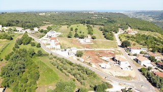 Nepremičnine Istra, prodajam stavbno zemljišče, okolica Buja