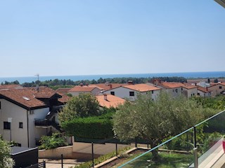 Nepremičnine Istra, prodajam stanovanje s pogledom na morje, Novigrad