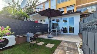 Nepremičnine Istra, prodajam stanovanje, Novigrad, Mareda