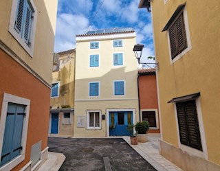 Nepremičnine Istra, prodam hišo, Novigrad, Center