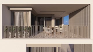 Panoramski pogled na morje z vrha