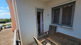 Nepremičnine Istra, prodajam stanovanje, Novigrad