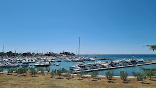 Nepremičnine Istra, prodajam stanovanje, prvi red do morja, Novigrad