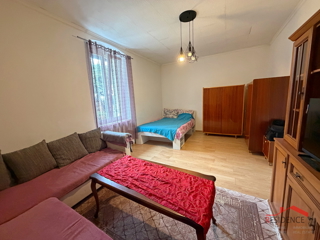 Pula, Stoja, 1. nadstropje