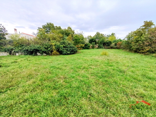 PEROJ, KMETIJSKO ZEMLJIŠČE