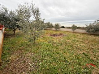 Pula, Monte Šerpo-Komunal, zazidljivo zemljišče