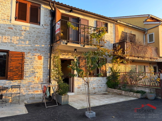 Peroj, kamnita hiša v vrsti, Ekskluzivna prodaja