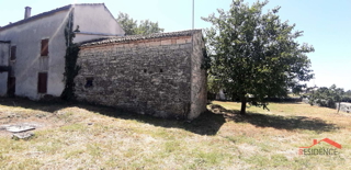 ROVINJSKO SELO, KAMNITA HIŠA ZA OBNOVO
