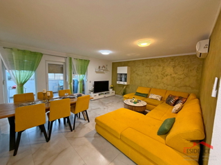 Trisobno stanovanje v Medulinu v pritličju