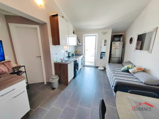 Štinjan, dva apartmaja v prvem nadstropju