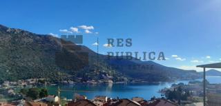 DVOJNA KUĆA U ZATONU - CIJENA NA UPIT