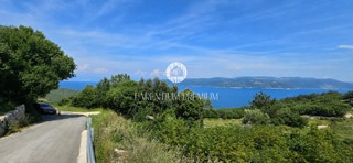Labin okolica, Gradbeno zemljišče s projektom vile in odprtim pogledom na morje