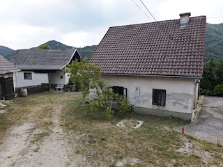 Tri objekti v Velikem Lipovcu - Samobor