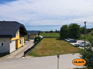 Atraktivno gradbeno zemljišče v Samoborskem Otoku