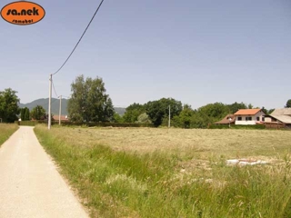 Gradbišče na ravnem terenu v bližini Samoborja