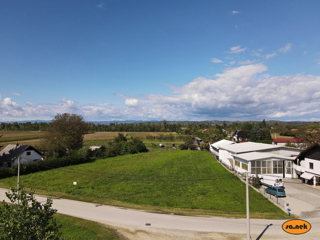 Gradbeno zemljišče mešane rabe