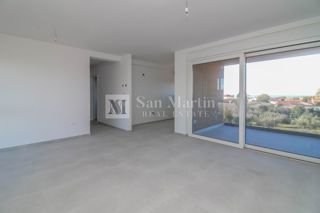 POREČ - Novo dvosobno stanovanje v bližini morja