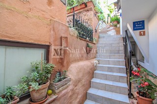 Rovinj, komplet 3 enot 50m od morja