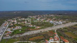 Rovinj, okolica - čudovito zemljišče na odlični lokaciji