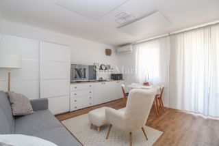 Poreč – Izjemno Opremljeno Stanovanje 20 m od Morja – EKSKLUZIVNO!