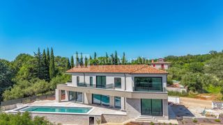 Poreč, okolica - Izvanredna vila s prekrasnim pogledom na more