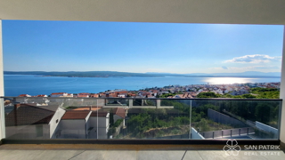 Crikvenica: Stanovanje v novi stavbi s panoramskim pogledom na morje