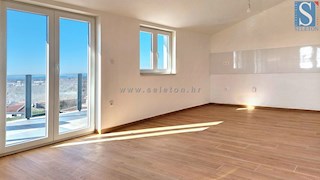 Istra, Poreč, novo stanovanje 82 m2 s pogledom na morje v bližini Poreča, 2 parkirni mesti in shramba