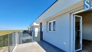 Stanovanje v okolici Poreča 82 m2 s pogledom na morje