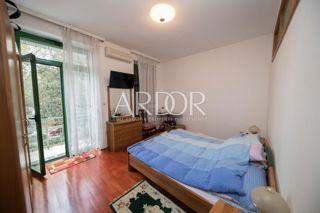 Apartmaj Crikvenica, 120m2