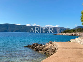 Zemljišče Pinezići, Krk, 1.000m2