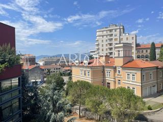 Poslovni prostor Centar, Rijeka, 370m2